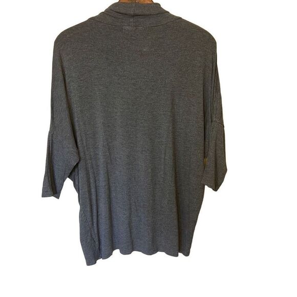 Kim & Cami Lightweight Wrap Top - Picture 7 of 7